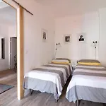 Appartement Romantic And New In The Famous Rue Meynadier In The Supercentre Of Cannes