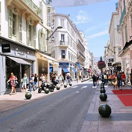 Romantic And New In The Famous Rue Meynadier In The Supercentre Of