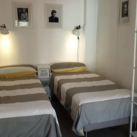 Romantic And New In The Famous Rue Meynadier In The Supercentre Of * Cannes